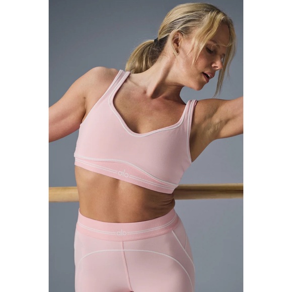 Alo Yoga Airbrush Heart Throb Bra Ballet Pink S - Picture 2 of 11